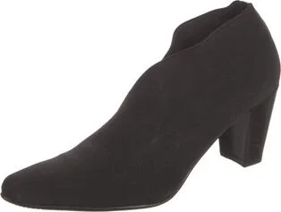Stuart Weitzman - Image 2
