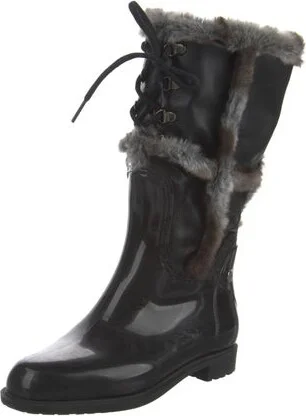 Stuart Weitzman - Image 2