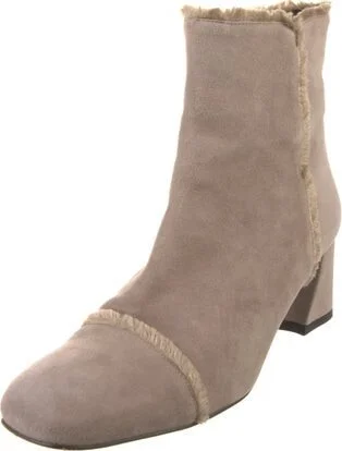 Stuart Weitzman - Image 2