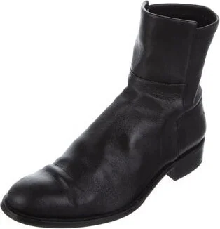 Stuart Weitzman - Image 2