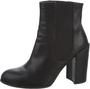 Stuart Weitzman - Image 2