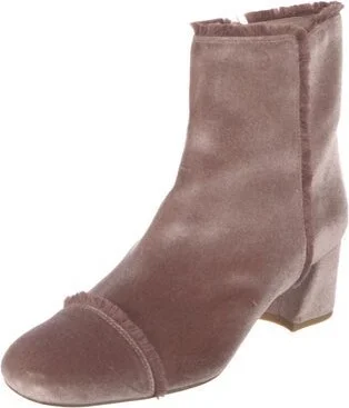 Stuart Weitzman - Image 2
