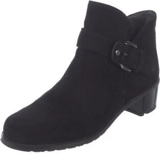 Stuart Weitzman - Image 2