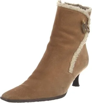 Stuart Weitzman - Image 2