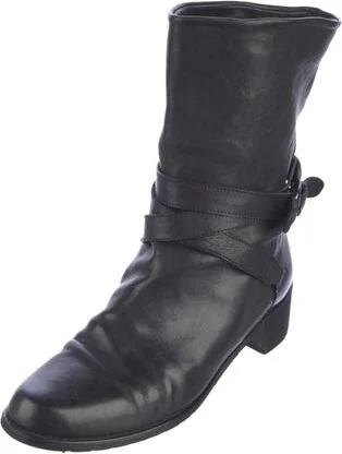 Stuart Weitzman - Image 2