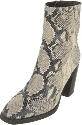 Stuart Weitzman - Image 2