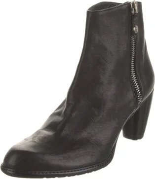 Stuart Weitzman - Image 2