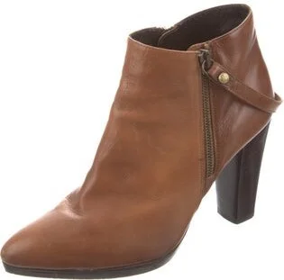 Stuart Weitzman - Image 2