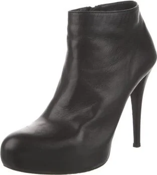 Stuart Weitzman - Image 2