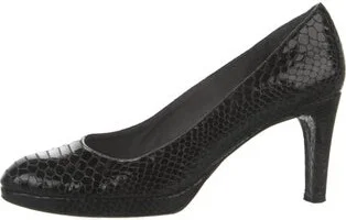 Stuart Weitzman - Image 2