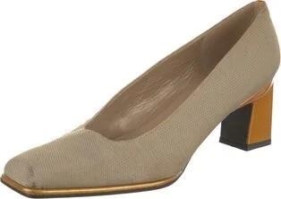 Stuart Weitzman - Image 2