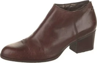 Stuart Weitzman - Image 2