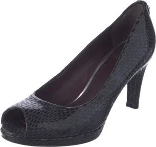 Stuart Weitzman - Image 2