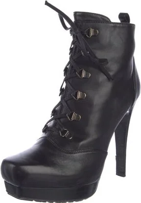 Stuart Weitzman - Image 2