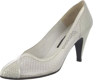 Stuart Weitzman - Image 2