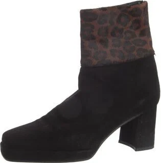 Stuart Weitzman - Image 2