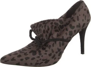 Stuart Weitzman - Image 2