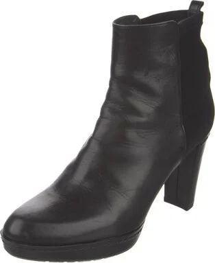 Stuart Weitzman - Image 2