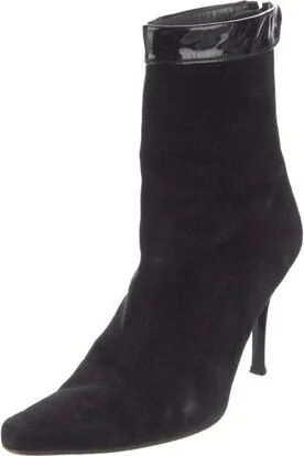 Stuart Weitzman - Image 2
