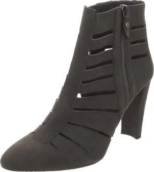 Stuart Weitzman - Image 2