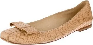 Stuart Weitzman - Image 2
