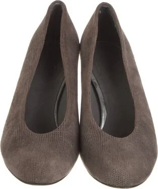 Stuart Weitzman - Image 2