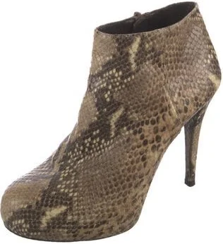 Stuart Weitzman - Image 2