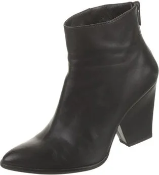 Stuart Weitzman - Image 2