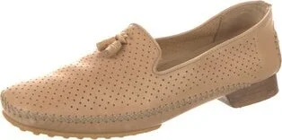 Stuart Weitzman - Image 2