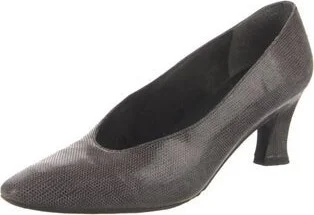 Stuart Weitzman - Image 2