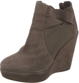 Stuart Weitzman - Image 2