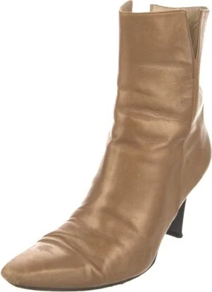 Stuart Weitzman - Image 2