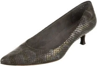 Stuart Weitzman - Image 2