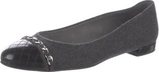 Stuart Weitzman - Image 2