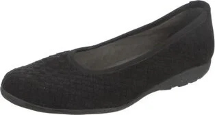 Stuart Weitzman - Image 2