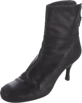 Stuart Weitzman - Image 2