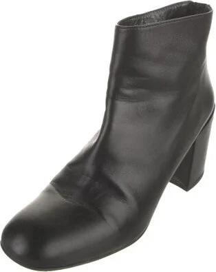 Stuart Weitzman - Image 2