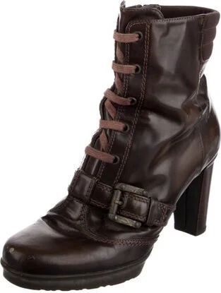 Stuart Weitzman - Image 2