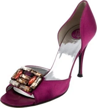 Stuart Weitzman - Image 2