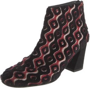 Stuart Weitzman - Image 2