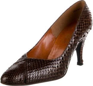 Stuart Weitzman - Image 2