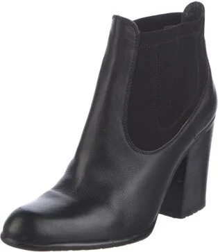 Stuart Weitzman - Image 2