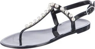 Stuart Weitzman - Image 2