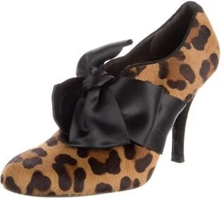 Stuart Weitzman - Image 2