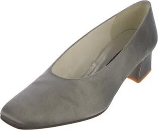 Stuart Weitzman - Image 2