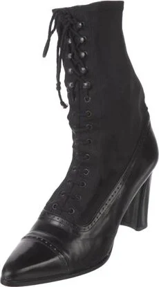 Stuart Weitzman - Image 2