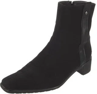 Stuart Weitzman - Image 2
