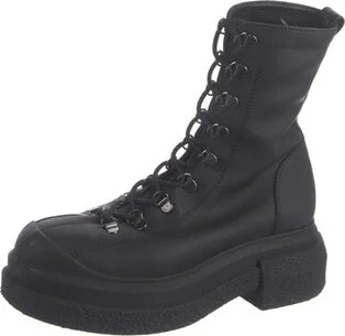 Stuart Weitzman - Image 2