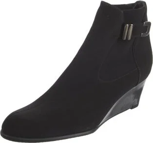 Stuart Weitzman - Image 2