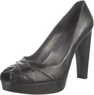 Stuart Weitzman - Image 2